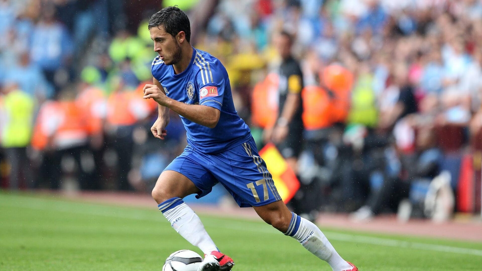 九游娱乐官网-“埃尔斯·霍斯特：南非羚羊队的关键中场英雄”