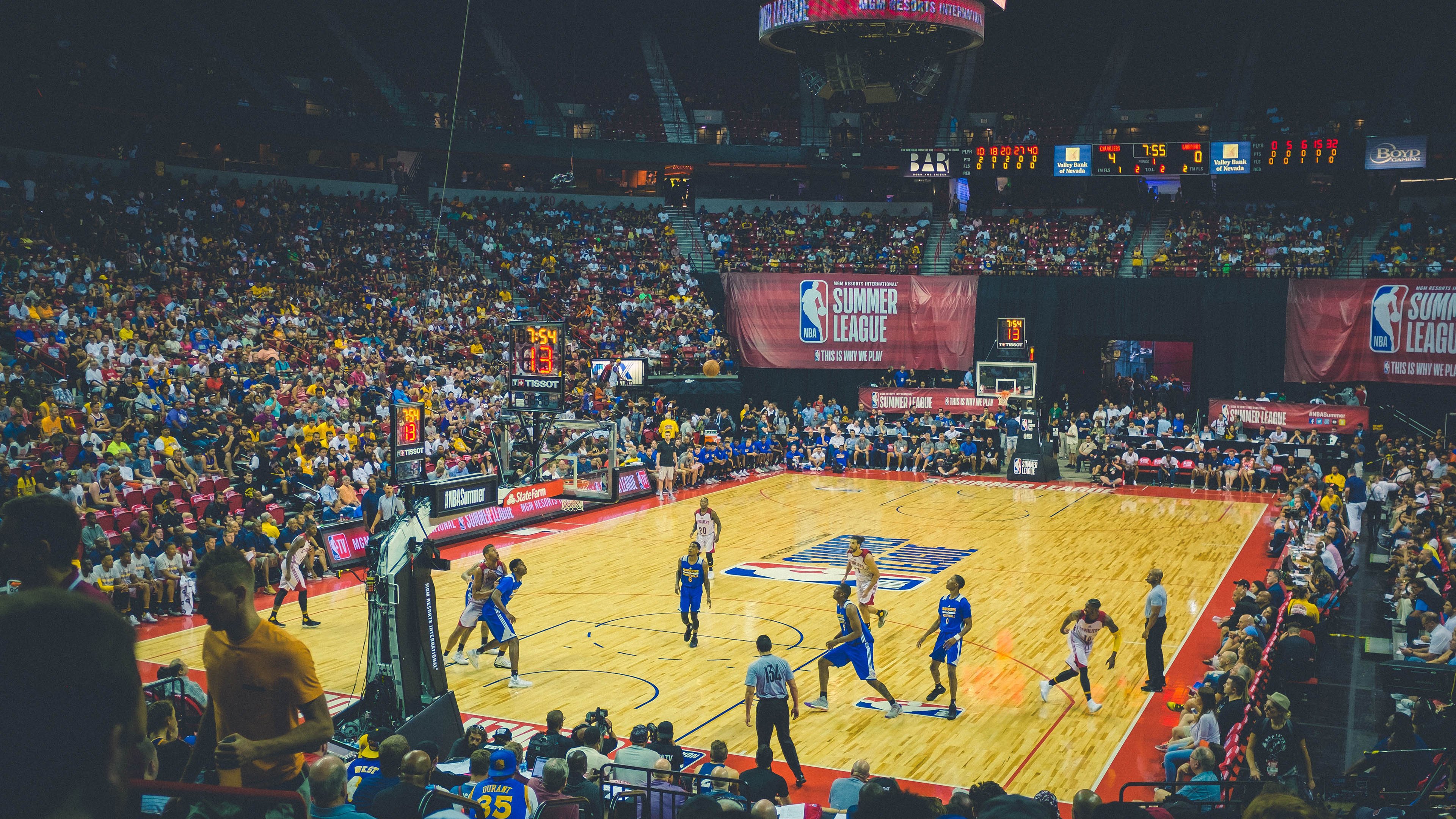 九游体育官网入口-塔图姆连续封盖凯尔特人防守体系显著提升,塔图姆顶薪续约凯尔特人